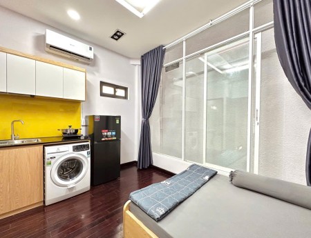 Cho thuê studio 30m2 full NT mới 100% - Mặt tiền Lê Hồng Phong - Q10 - Giá shock