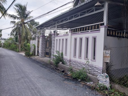 QL1A Châu Thành, Mỹ Tho, bán biệt thự vườn 10x27m, đối diện Huyndai Tiền Giang.Giá 2ty650