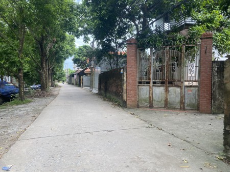 Chính chủ cần bán đất full thổ cư sẵn nhà ở 2 tầng