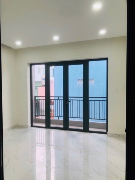 Tân phú - Nhà đẹp mới 3 tầng 56m2, nhỉnh 5 tỷ