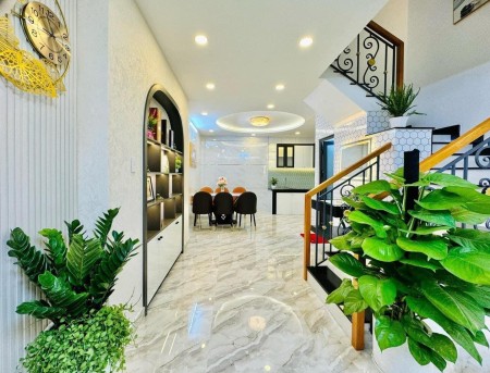 Bán nhà góc 2MT Đồng Xoài, phường 13 Tân Bình; 5*24; 3 lầu; 179tr/m2