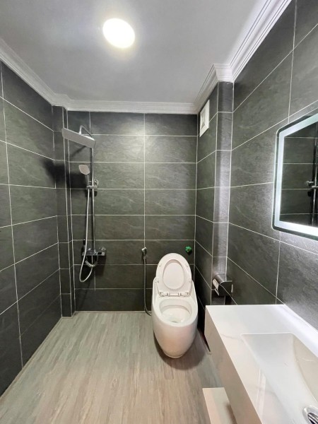 Bán nhà Khương Trung, DT 36m2, 4 tầng, ngõ rộng, 3 bước ra ô tô đỗ, giá nhỉnh 6 tỷ
