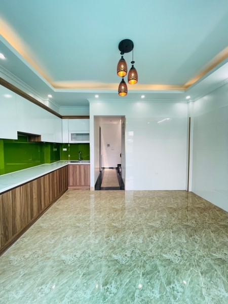 HOA HẬU LINH ĐAM 55M2, NHỈNH 8 TỶ, Ô TÔ ĐỖ CẠNH NHÀ, MẶT TIỀN THOÁNG SÁNG, TIỆN ÍCH NGẬP TRÀN