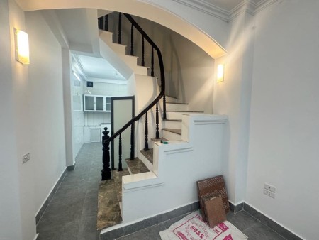 BÁN NHÀ 34m2 NGÕ 26 PHỐ TƯ ĐÌNH GẦN Ô TÔ 5.2 TỶ