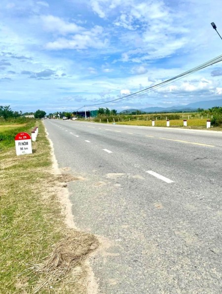 Bán lô đất mặt tiền Phan Đăng Lưu