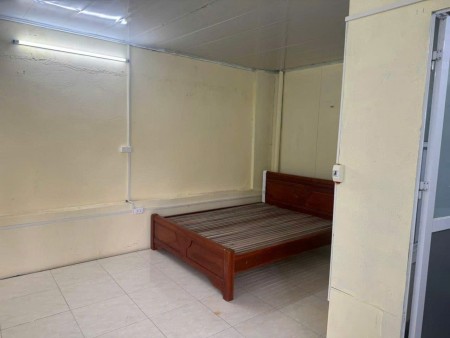Bán nhà tốt, kinh doanh dòng tiền lớn, ngay khu vực trung tâm Cầu Giấy - Hà Nội