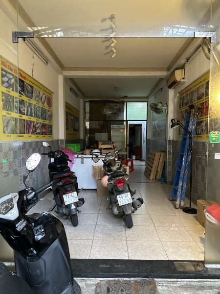 CHÍNH CHỦ CHO THUÊ MẶT BẰNG KINH DOANH 6.5 TRIỆU Q.1