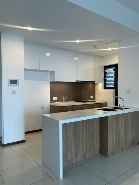 Bán Căn Hộ Diện Tích Lớn Giá Cực Tốt – One Verdandah 3PN