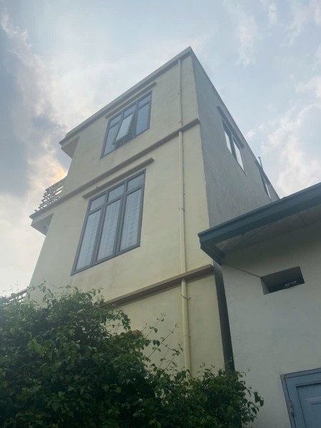 Bán nhà 73 m2 x 3 tầng Đại Mỗ, nhà dân xây, gần chợ sáng, ngõ rộng thoáng, giá 6.2 tỷ, lh 0978052259