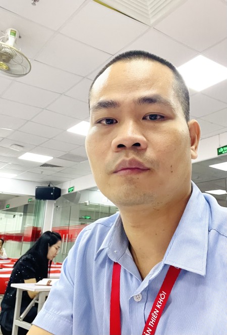 Hoàng Văn Long