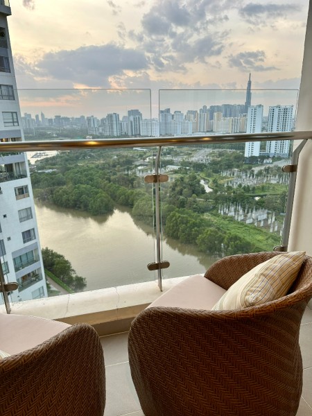 Bán căn hộ 3pn Officetel chung cư Đảo Kim Cương - giá 10 tỷ (bao hết), view sông nhà đẹp
