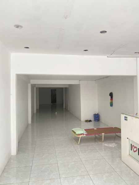 CHÍNH CHỦ THUÊ MẶT TIỀN NỞ HẬU 6m KD SẦM UẤT QUANG TRUNG P10 110m2