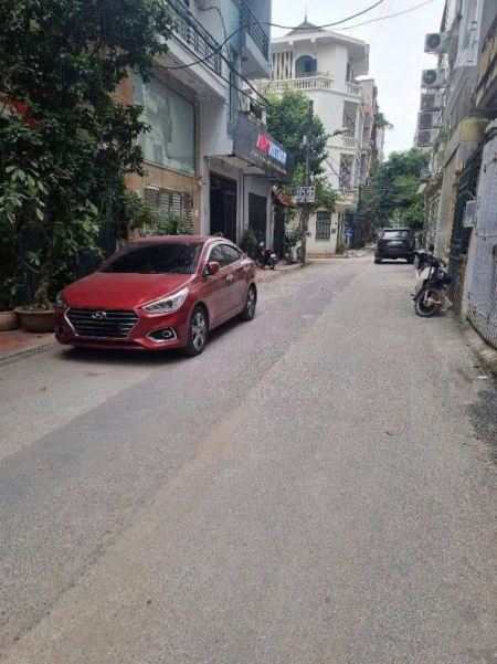 Bán 58m2 đất thổ cư Đại Mỗ, ô tô tránh 15m, đất vuông đẹp, ngõ nông, giá 5.5 tỷ, Lh 0978052259