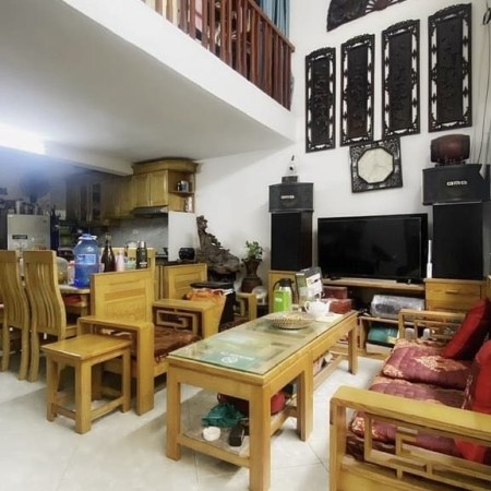 BÁN NHÀ 4 TẦNG PHỐ VŨ TÔNG PHAN, BẠT NGÀN TIỆN ÍCH