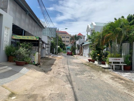 Bán đất nền KDC dân trí cao, 57m2 ODT, lộ giới 6m, gần chợ Thủ Đức giá ngộp 3.05 tỷ