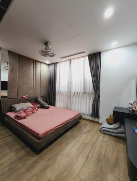 ĐẸP QUÁ - KHÁCH SẠN 5* ở XÃ ĐÀN phố - Thang máy - Ngõ thông - Chỉ 12,9 tỷ