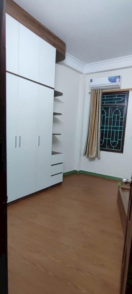 Vĩnh Hưng, Hoàng Mai, 36m 4 tầng, 4.8 tỷ, NHÀ ĐẸP - LÔ GÓC 3 MẶT THOÁNG - 5 NGỦ - NGÁCH THÔNG