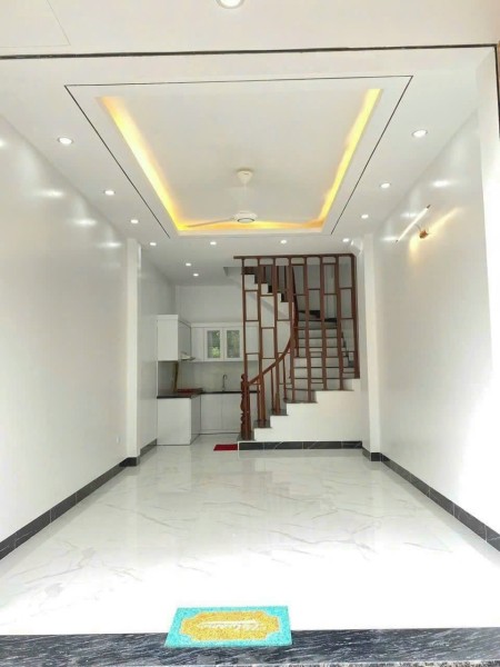Bán nhà 32m2 x 5 tầng Tây Mỗ, nhà xây mới, ô tô đỗ cổng, giá 4.55 tỷ, lh 0978 052 259