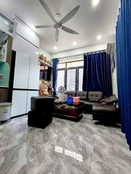 NHÀ ĐẸP ngõ Ô Tô phố TÔN ĐỨC THẮNG - Lô góc - Kinh doanh - Chỉ 9 tỷ