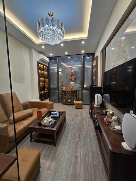 VŨ PHẠM HÀM - 50M x 5T - MẶT TIỀN 3.5M - Ô TÔ ĐỖ CỬA 24/24 - AN NINH TUYỆT ĐỐI