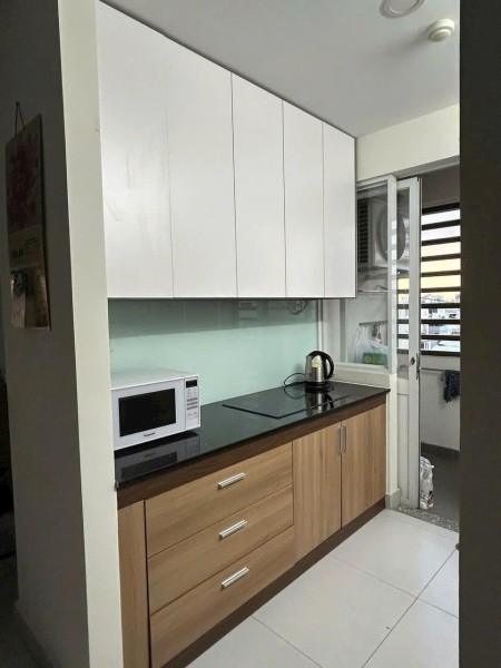 Chung cư Hoa Sen, Lạc Long Quân,Q11: 70m2, 2p ngủ, 2wc, NTCB, 11tr