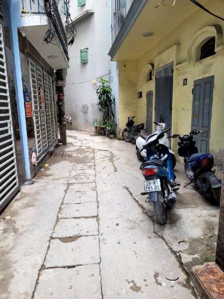 Bán nhà Yên Xá Tân Triều, ngõ thông, gần Văn Quán, 33m2, giá 5.8 tỷ