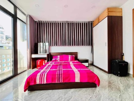 Căn hộ dịch vụ cao cấp 8 tầng + hồ bơi + thang máy. 4,5x15m Sư Vạn Hạnh - 27 tỷ tl