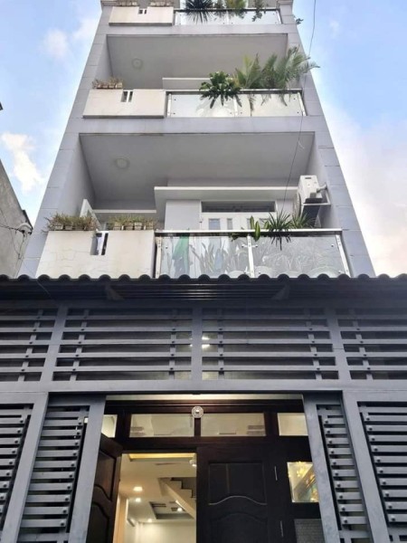 Bán nhà 5x20m. CN 110m2. Trệt + 2 lầu. Hẻm nhựa 7m tại Lê Văn Sỹ, Q3 - 15 tỷ