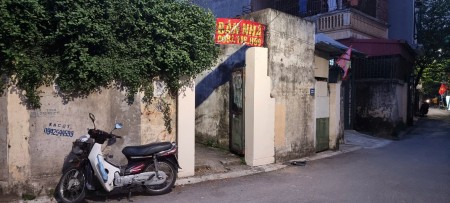Ngõ BT nhựa ô tô vào, gần công viên, SĐCC, DT 62m2, số 24 Ngõ 114/2 phố Tân Phong, Thụy Phương, HN