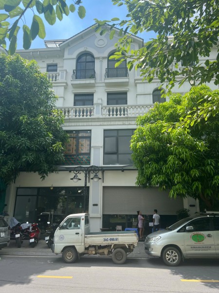 Shop sổ lâu dài NT08, hoàn thiện 23.x tỷ có thang máy, đường 52m gần cc Masteri Gia Lâm (0985941715)