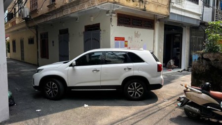 Bán Nhà Ngô Quyền - Phân Lô Học Viện Chính Trị, Ngõ Thông Ô tô, Diện Tích: 40M, 4 Tầng, Giá 7.9 tỷ