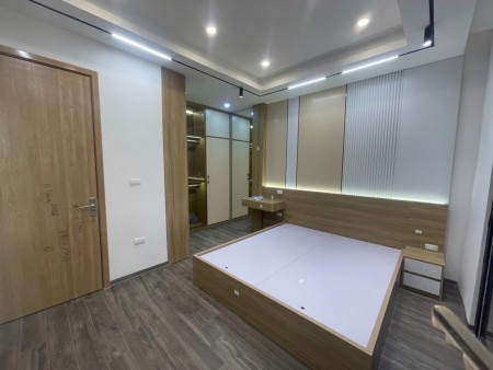 Bán nhà Mặt Ngõ Lê Trọng Tấn Giao Hoàng Văn Thái