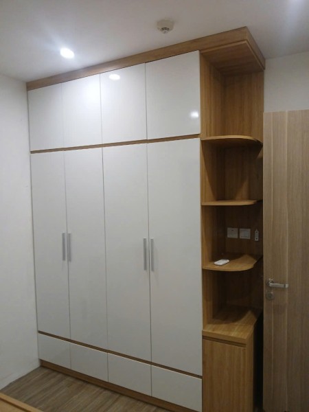Bán căn 2 ngủ +, 64m2, nhỉnh 3,9 tỷ, Vin Smart City, 0888516777