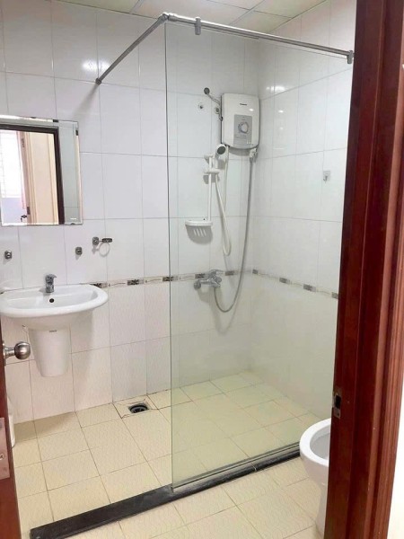 Chung cư Screc Tower, Trường Sa, p12, Quận 3: 97m2, 3p ngủ, 2wc, 16tr