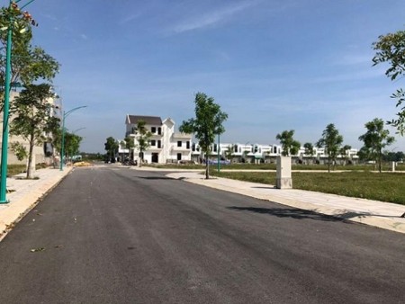 Bán nhanh lô thương mại 171 m2 thổ cư ngay cổng khu logistic sân bay Long Thành