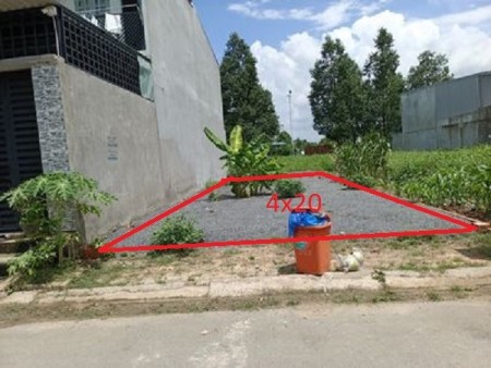 Cần Tiền Ra Gấp Lô Thổ Cư 80m2 Sổ Riêng Ngay Cổng Sân Bay Long Thành. Giá 699 triệu sang sổ