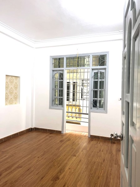 Bán nhà Khương Đình, 45m2, 5 tầng, ngõ ô tô đậu, chỉ 10.2 tỷ