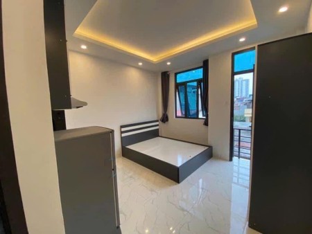 BÁN NHÀ CCMN TRUNG KÍNH 40M2 x 5 tầng mặt tiền 3.5 - 8.x ty nhỏ