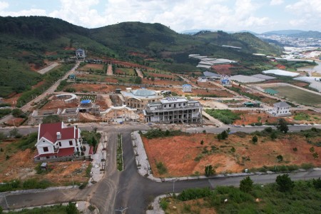 Chính chủ cần nhượng lại căn biệt thự 290M2 Full ONT tại KĐT Vạn Xuân/ Đà Lạt