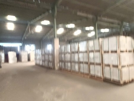 Cho thuê kho hoặc xưởng TP Thuận An 5400m2 pháp lý đầy đủ giá rẻ 180tr Bình Dương LH: 0972 701 709
