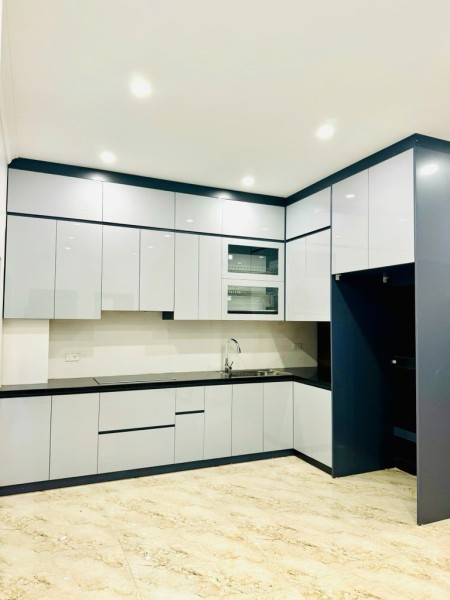 Siêu phẩm Lê Đức Thọ 55m2, 5 tầng, mặt tiền 3.7m, giá chỉ hơn 13 tỷ
