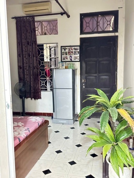TRung tâm Quận Đống Đa. Phố Chùa Bộc. S 84m2. 4 tầng. MT rộng thênh thang. Giá 17 tỷ