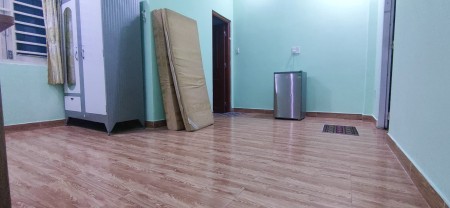 Cho nữ thuê phòng trọ khu vực Quận 1