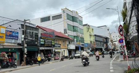 Đi đến slide 4