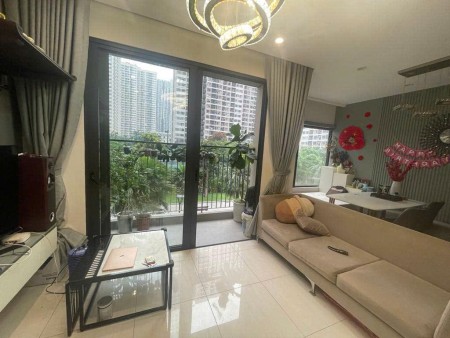 Bán nhanh căn 2 ngủ +, 64m2, full nội thất xịn, 4 tỷ, Vin Smart City, 0888516777