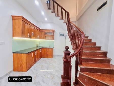 Bán nhà Phú Mỹ 40m2, 6 tầng, mặt tiền 3.6m, giá chỉ hơn 8 tỷ