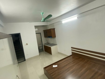 Chính chủ cho thuê phòng 30m2 ở Dương Quảng Hàm, Cầu Giấy