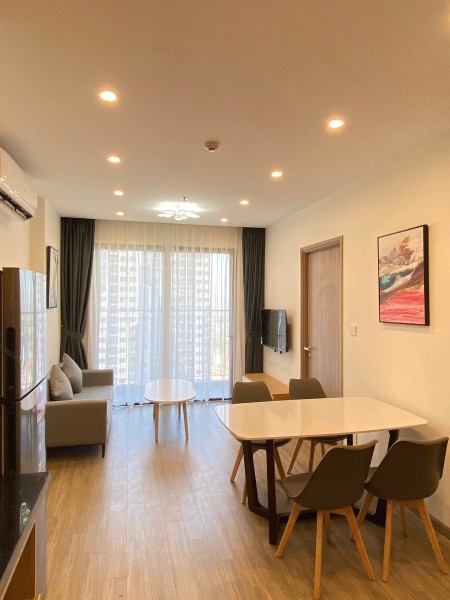 Bán nhanh căn 2 ngủ 2vs, 60m2, full nội thất đẹp, Vin Smart City, 0888516777