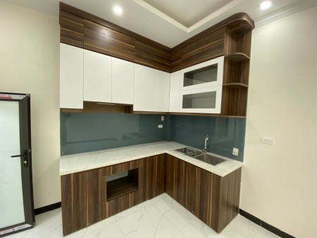 Bán nhà Kim Chung, Hoài Đức. Thiết kế 6 phòng dòng tiền ổn định. Cách 130m đến chợ Lai Xá