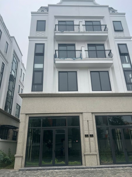 Đi đến slide 4